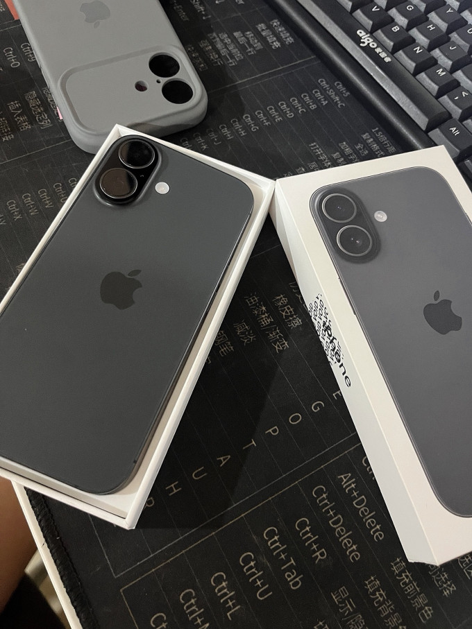 苹果海外版苹果手机(海外版的苹果手机能买吗)